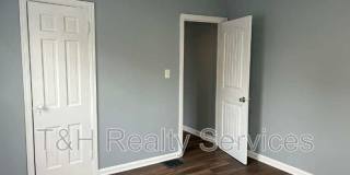 4726 East 34th Street Gallery 12