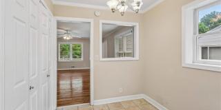 1910 La Dawn Gallery 20