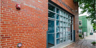 703 N Harrison St./410 Hancock St. Gallery 32