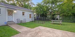 920 N Virginia Street Gallery 22