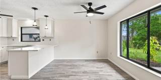 2101 SE Dolphin Road Gallery 21