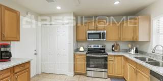 948 Jasmine Street Gallery 2