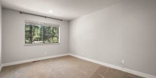Incline Village: Condo - 2 Bedrooms, 2 Bathrooms, 1 Car Garage, Dog Friendly Gallery 14