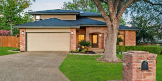 Elegant Carpet-Free Home with Updated Kitchen & Luxurious Primary Suite Gallery 1