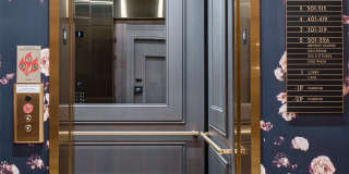 Nolan Mains Gallery 122