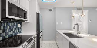 106 Alameda Court - 240 Gallery 6