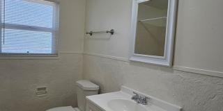 4 bed 2.5 bath 4 bed 2.5 bath Gallery 27