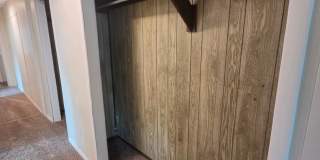 Lower 2 bedroom unit East Side Gallery 6