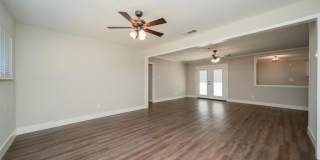 112 E Fairlane St Gallery 11