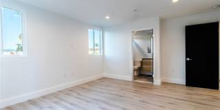 5022 Pickford Street Gallery 27