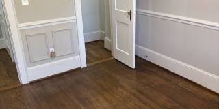 906 Clarendon St Gallery 11