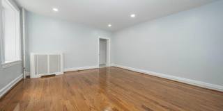 201 DUPONT STREET Gallery 8