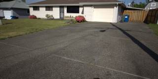 Beautiful SeaTac Home with Expansive Territorial Views Gallery 1
