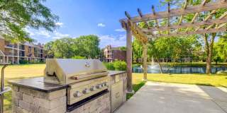 Avery at Arlington Lakes Gallery 4