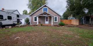 Spacious 3-Bedroom Englewood Home with Large Yard, Oversized Kitchen & 2-Car Garage Gallery 1