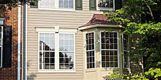 A gorgeous townhouse with one-car garage in a desired community in Germantown! Gallery 1