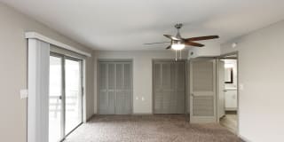 Veranda at the Ridge Gallery 9