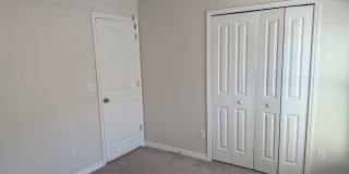 446 Argyll Dr Gallery 9