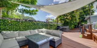 Spacious 3-Bedroom West Park Home with Private Pool Spacious 3-Bedroom West Park Home with Private Pool Gallery 30