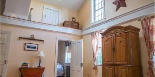 66 Farewell Street unit: 2 Gallery 7