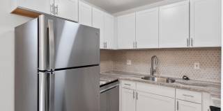 Students Welcome! Updated 2 Bedroom 1 Bath near Foothills Mall Gallery 7