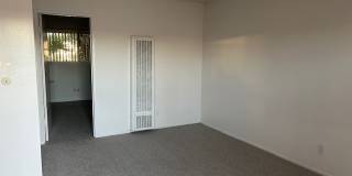 Kensington Gallery 7