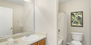 Grand at Pearl Gallery 20