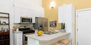 NEW 2 Bed, 2 Bath LOFTS! HEART OF KOREATOWN! * WASHER & DRYER in unit! Gallery 6