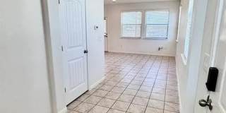 Room in 3 Bedroom Home at Zodiac Ln Gallery 15