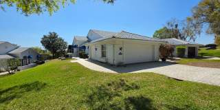 Golf Course Living in a Gated Harbor Hills Country Club – Lady Lake, FL Gallery 1