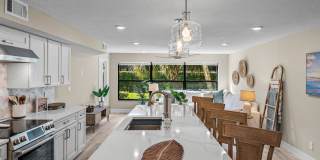 ***Ask about the TWO WEEKS FREE**LUXURY STUNNING REMODELED FURNISHED 3 BEDROOM\2 BATH CONDO FOR RENT IN HIGHLY-DESIRED PARK SHORE NAPLES ** Gallery 16