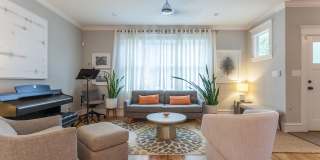 Gorgeous 3bd/2.5ba Two-Story Home Near Downtown Durham, Incredible Location! Gallery 5