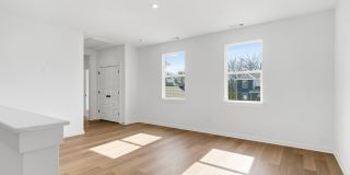 1823 East Fiji Street Gallery 8