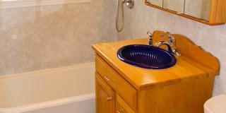 RENOVATED BALLARD 3 BED, 2 BATH DUPLEX UNIT FOR RENT CLOSE TO ALL Gallery 13
