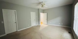 * RE-RENTAL AVAILABLE 7/15/26 * 3 Bedroom 2.5 Half Bath Townhouse with 2 Car Garage Gallery 16