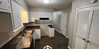 5080 Boeingshire Drive Gallery 8