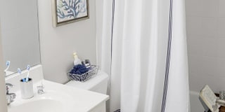 Weymouth Commons Gallery 21