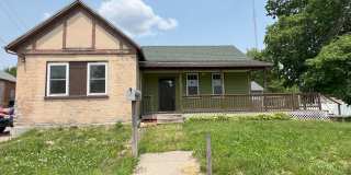 1502 Mount Pleasant Street Gallery 1