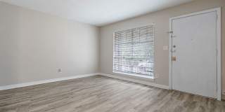 Celeste Manor - 1 Bedroom / 1 Bathroom, Updated Gallery 33
