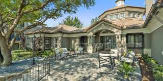 The Lyndon Gallery 19