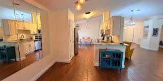 3 Bedroom / 2 Bath / POOL HOME - FULLY FURNISHED Gallery 16