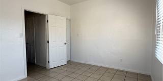 2012 E 7th Street Gallery 5