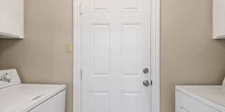 Charming Newly Remodeled Rental Home in a Quiet Neighborhood Gallery 30