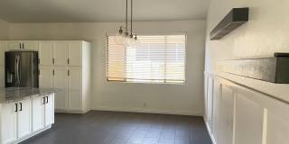 PRIVATE POOL, ADORABLE 3 Bedroom/2 Bath in Dobson Place Gallery 9