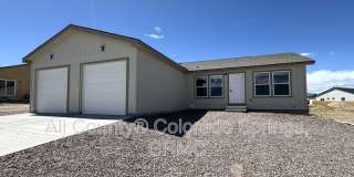 690 E Hahns Peak Gallery 1