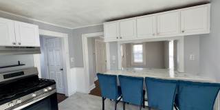 24 Iowa Street unit: 2 Gallery 1