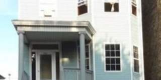 4207 N Sawyer Avenue Gallery 1