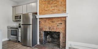107 West Elder St Gallery 15