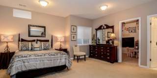 3321 EAGLE RIDGE Drive Gallery 26