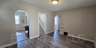 432 Gable Street Gallery 3